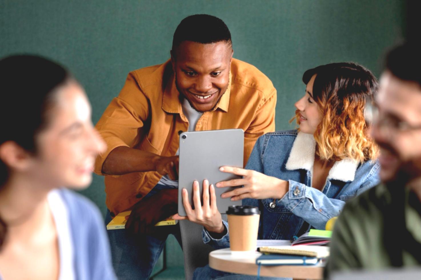 Interface moderne d'analyse financière avec graphiques et indicateurs de performance